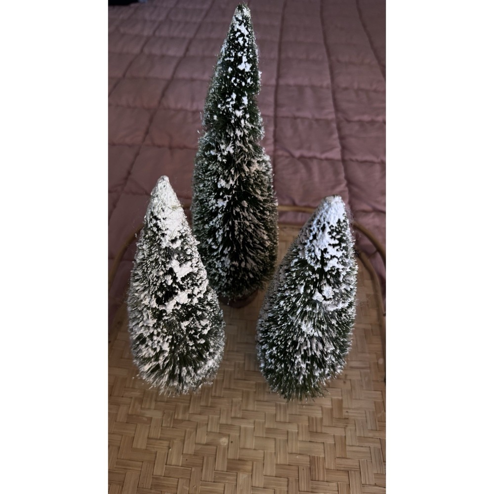 Vtg Set Of 3 Lefton Christmas Village Bottle Pine Trees Flocked Wood Bases